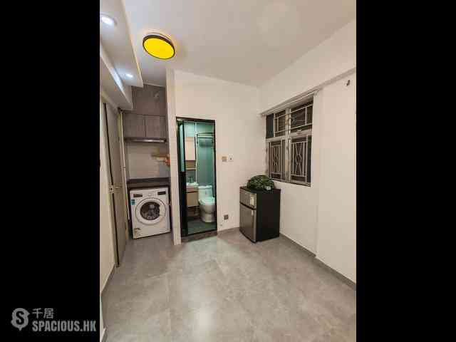 Wan Chai - Hung Yip Building 01