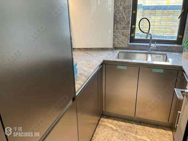 Wong Chuk Hang - The Southside Phase 3C Blue Coast II Tower 5 04
