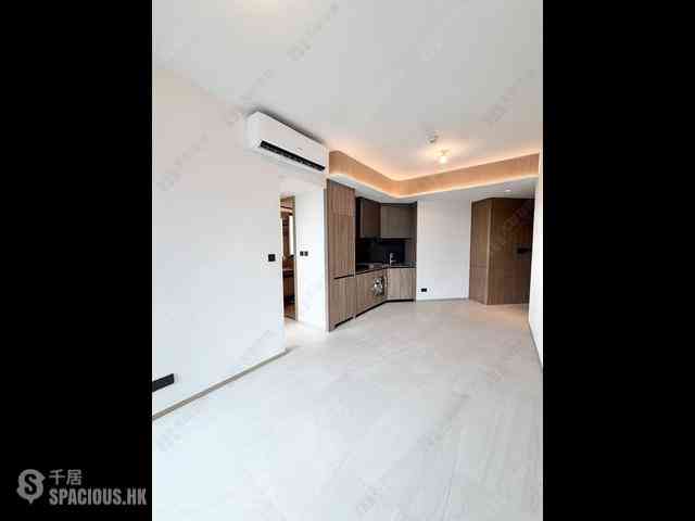 Chai Wan - The Headland Residences Phase 1 Tower 2 01