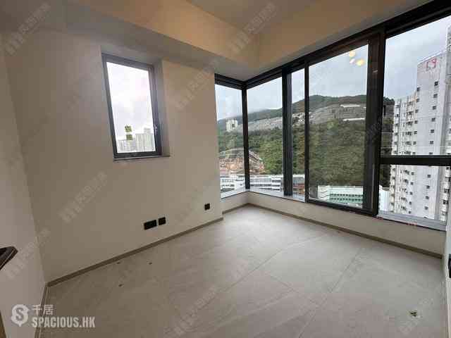 Chai Wan - The Headland Residences Phase 1 Tower 2 03