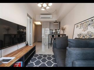 Sai Ying Pun - King's Hill 02