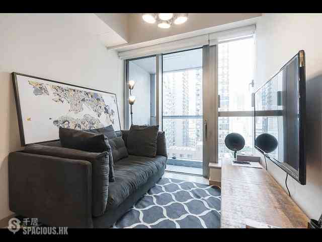 Sai Ying Pun - King's Hill 01