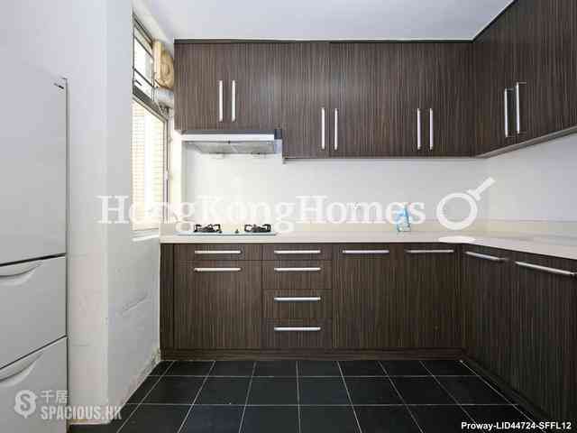 Fortress Hill - Harbour Heights Block 2 (Sung Fung Court) 07