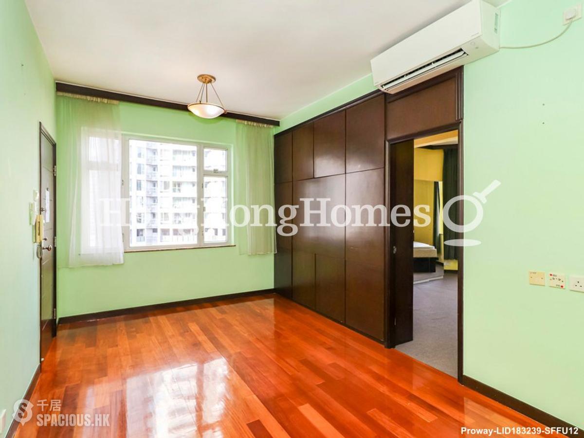 Wan Chai - Linway Court 01
