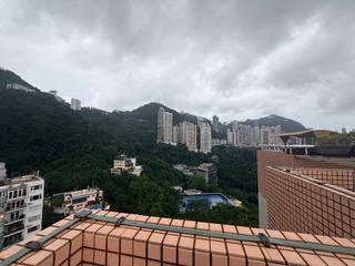 Wan Chai - Royal Court 12