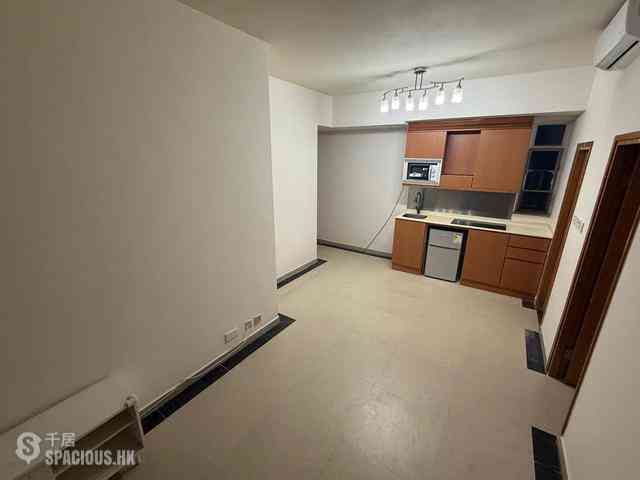 Prince Edward - Bijou Apartments 01