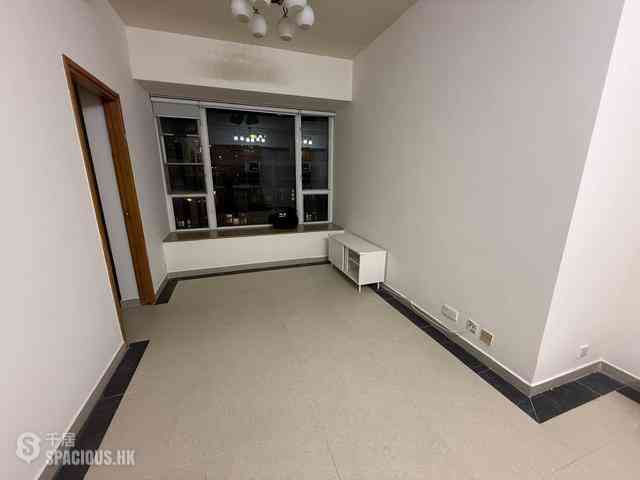 Prince Edward - Bijou Apartments 02