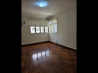 Happy Valley - Antonia House 09