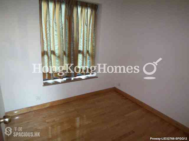 Sheung Wan - The Bellevue Place 04