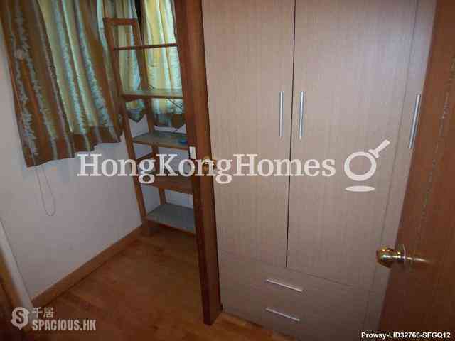 Sheung Wan - The Bellevue Place 05