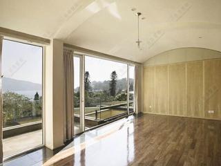 Stanley - Carmelia 04