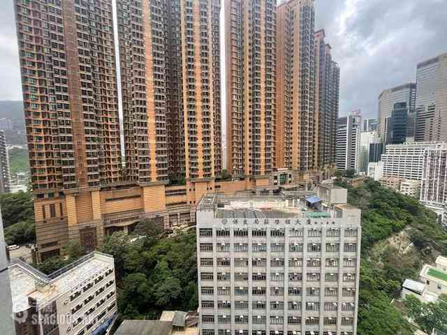 Happy Valley - Caroline Height 02