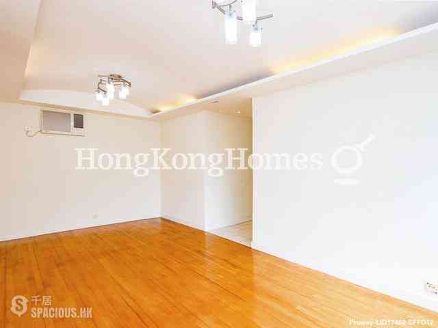 Tai Hang - Ronsdale Garden 03