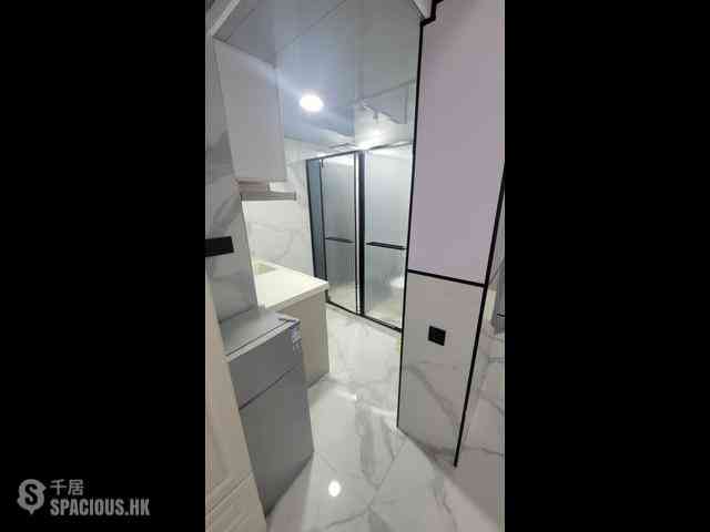 Tsim Sha Tsui - Ocean View Court 02