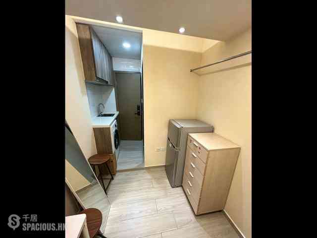 Mong Kok - Tai On Building 02