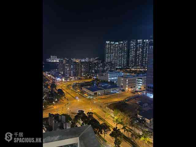 Tseung Kwan O - The Wings IIIA 02