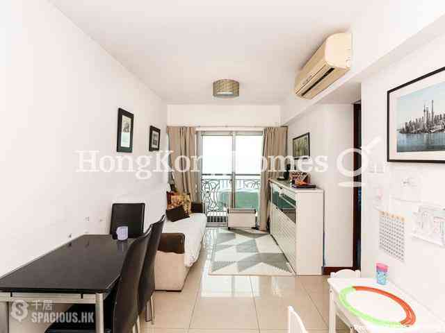 Kennedy Town - The Merton 01
