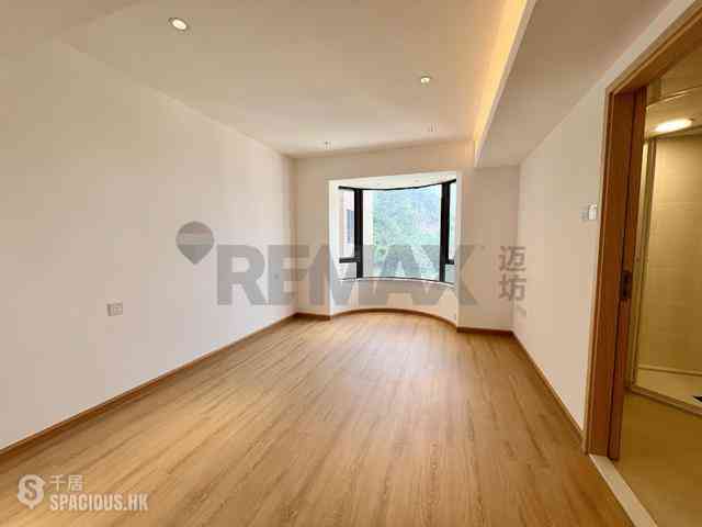 Mid Levels Central - Garden Terrace 08