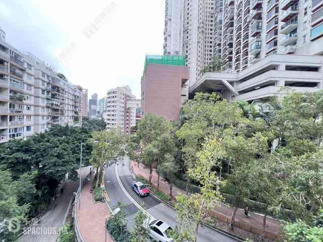 Wan Chai - 33 Kennedy Road 02