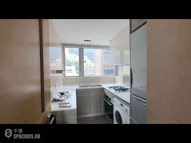 Sai Ying Pun - The Summa Block 2 04