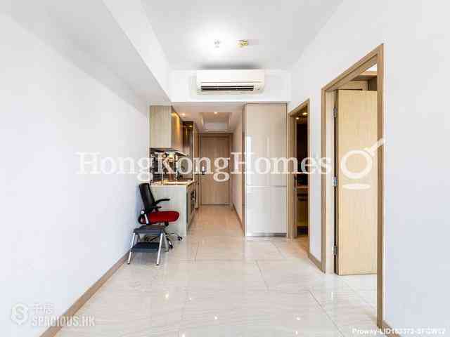 Sai Ying Pun - King's Hill 04