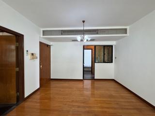 Mid Levels West - Imperial Court Block C 03
