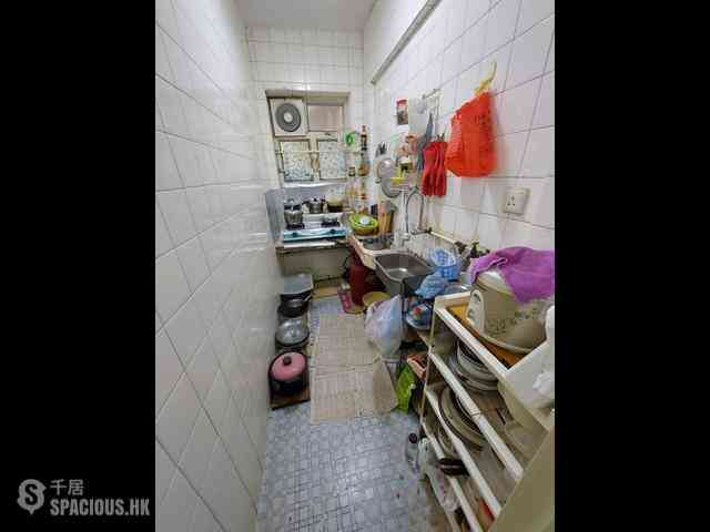 Kowloon City - 61-67, Carpenter Road 03