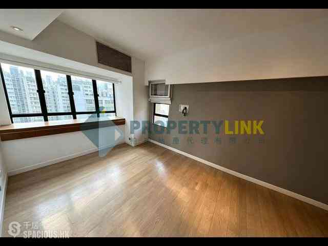 Mid Levels Central - Robinson Heights Block 2 05