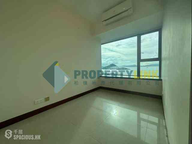 Kennedy Town - The Merton 05