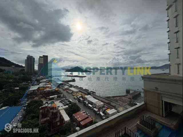 Kennedy Town - The Merton 01