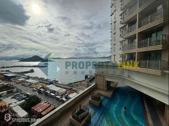 Kennedy Town - The Merton 02
