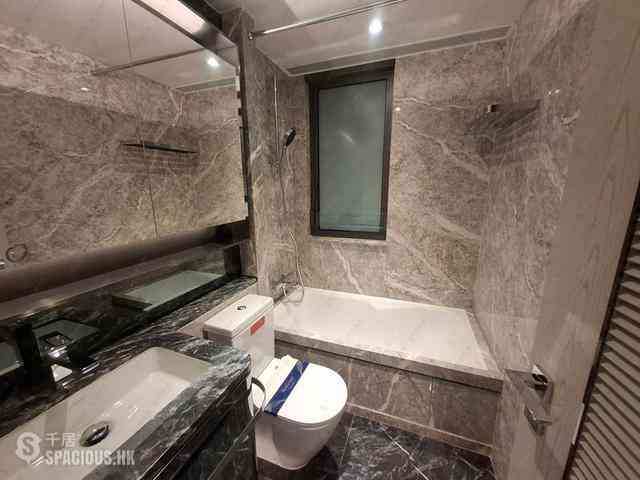 Wong Chuk Hang - The Southside Phase 3B Blue Coast Tower 2A 03