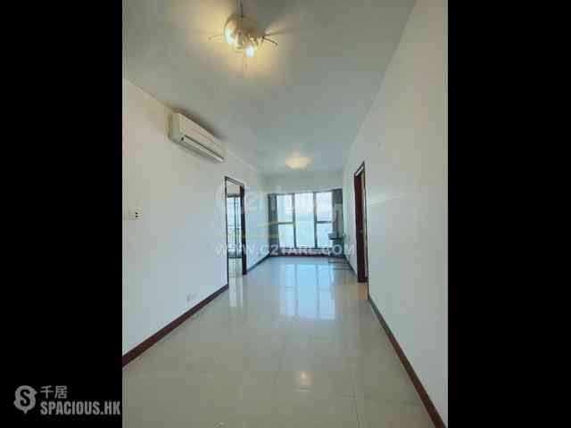 Kennedy Town - The Merton 02