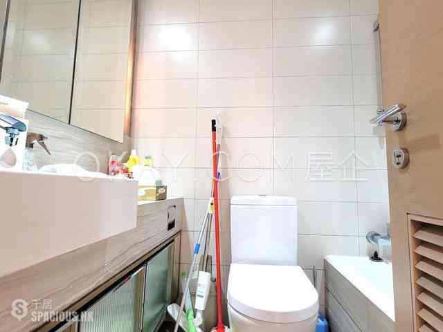 Sai Ying Pun - Island Crest 07