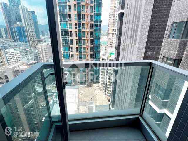 Tai Kok Tsui - L・Living 23 02