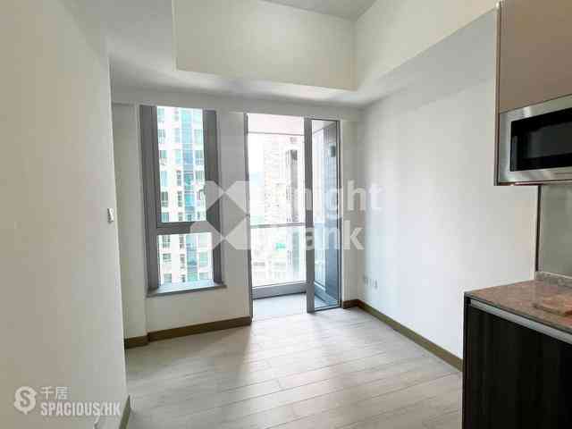 Tai Kok Tsui - L・Living 23 09