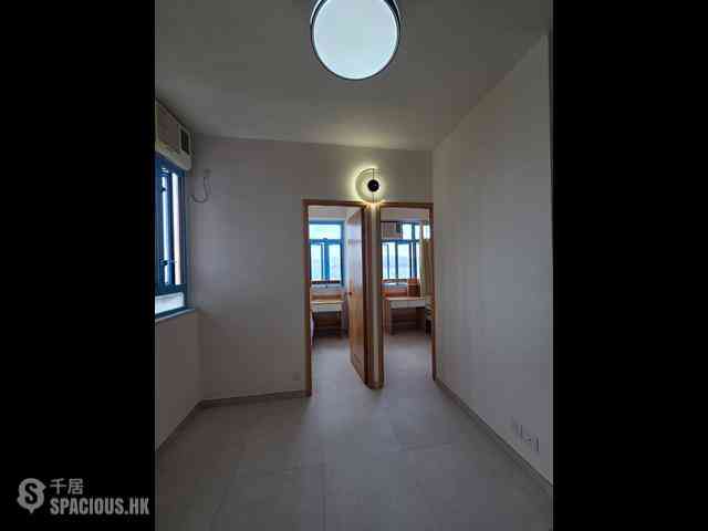 Sai Ying Pun - Cheung Ling Mansion 01
