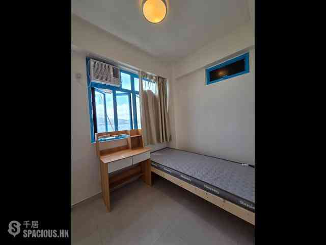 Sai Ying Pun - Cheung Ling Mansion 02
