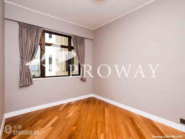 Mid Levels East - Bamboo Grove 09