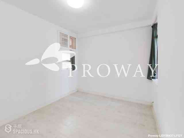 Pok Fu Lam - Baguio Villa Block 25 07