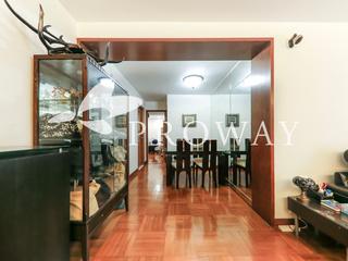 Wan Chai - Phoenix Court 04