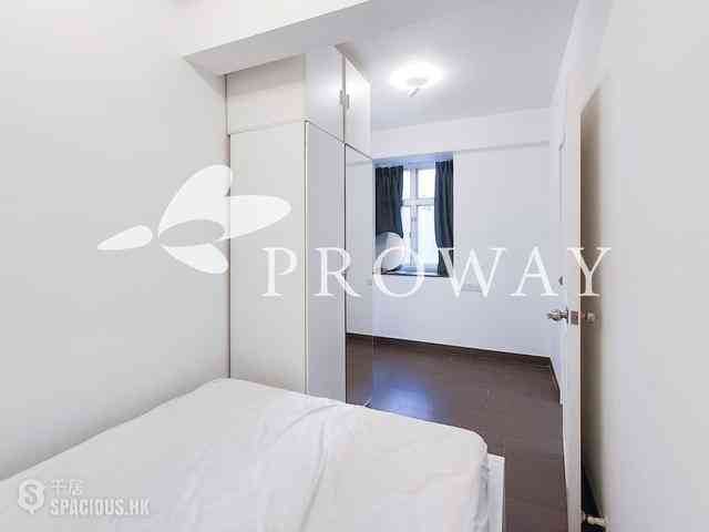 Mid Levels Central - Woodland Court 05