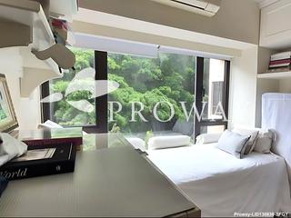 Kennedy Town - Serene Court 07