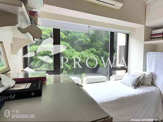Kennedy Town - Serene Court 07