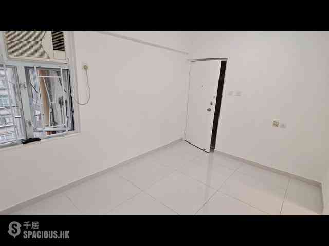Causeway Bay - Hoi Hing Building 03