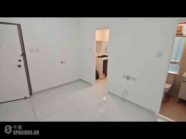 Causeway Bay - Hoi Hing Building 03