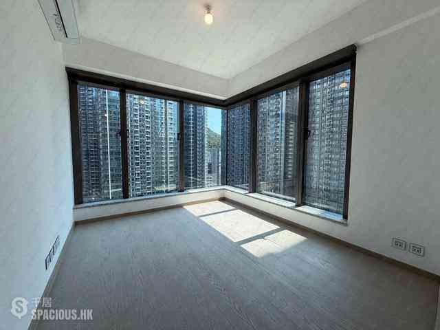 Wong Chuk Hang - The Southside Phase 3B Blue Coast 01