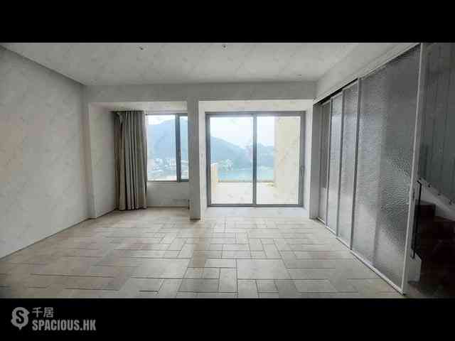 Repulse Bay - The Beachfront 02