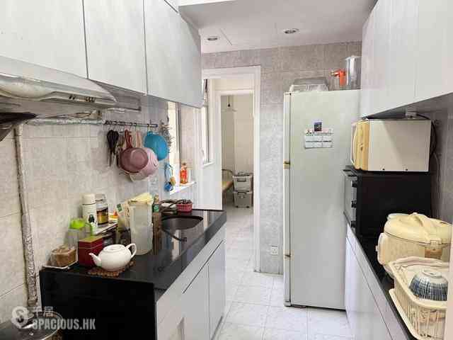 Tai Hang - Kan Oke House 04