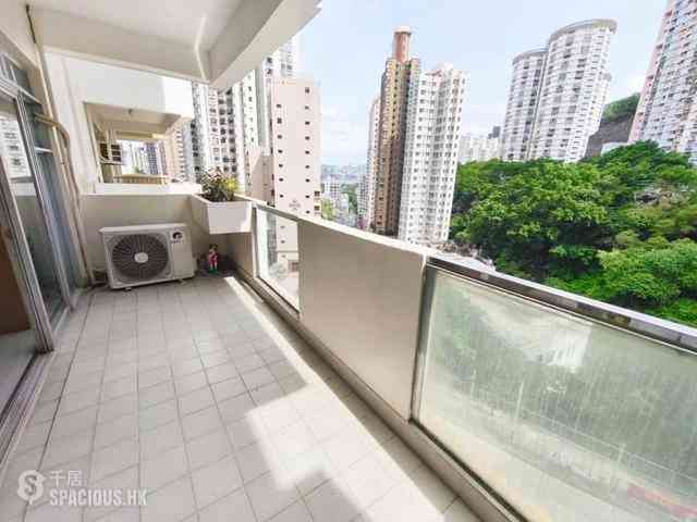 Tai Hang - Kan Oke House 01